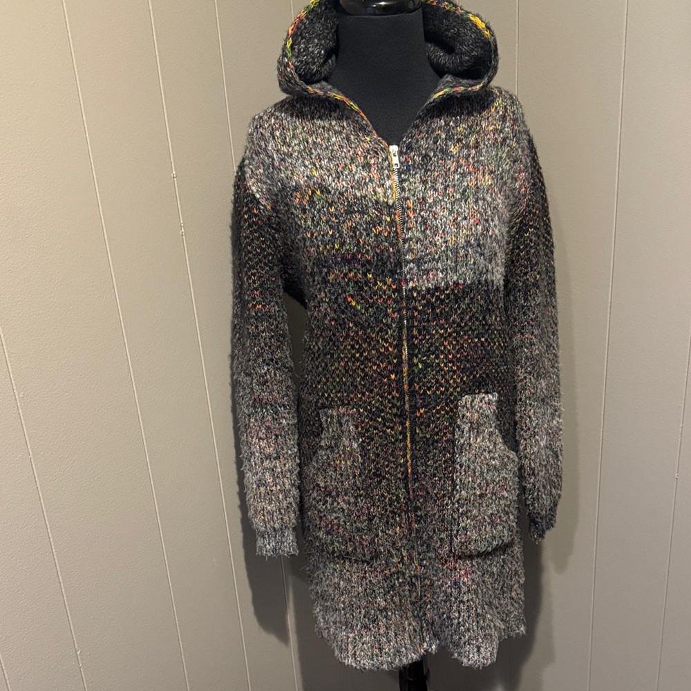 Funsport confetti back and gray blocker sweater knit zipper front hoodie coat. M
